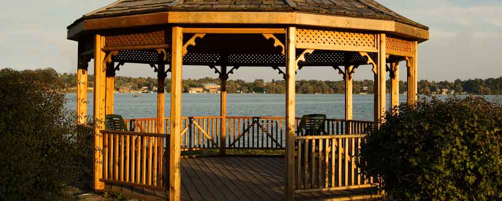 Cedar gazebo by the lake